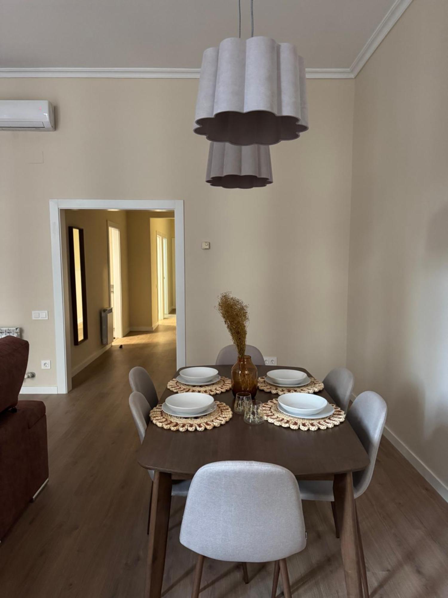 Anais Apartments By Gaiarooms บาร์เซโลนา ภายนอก รูปภาพ