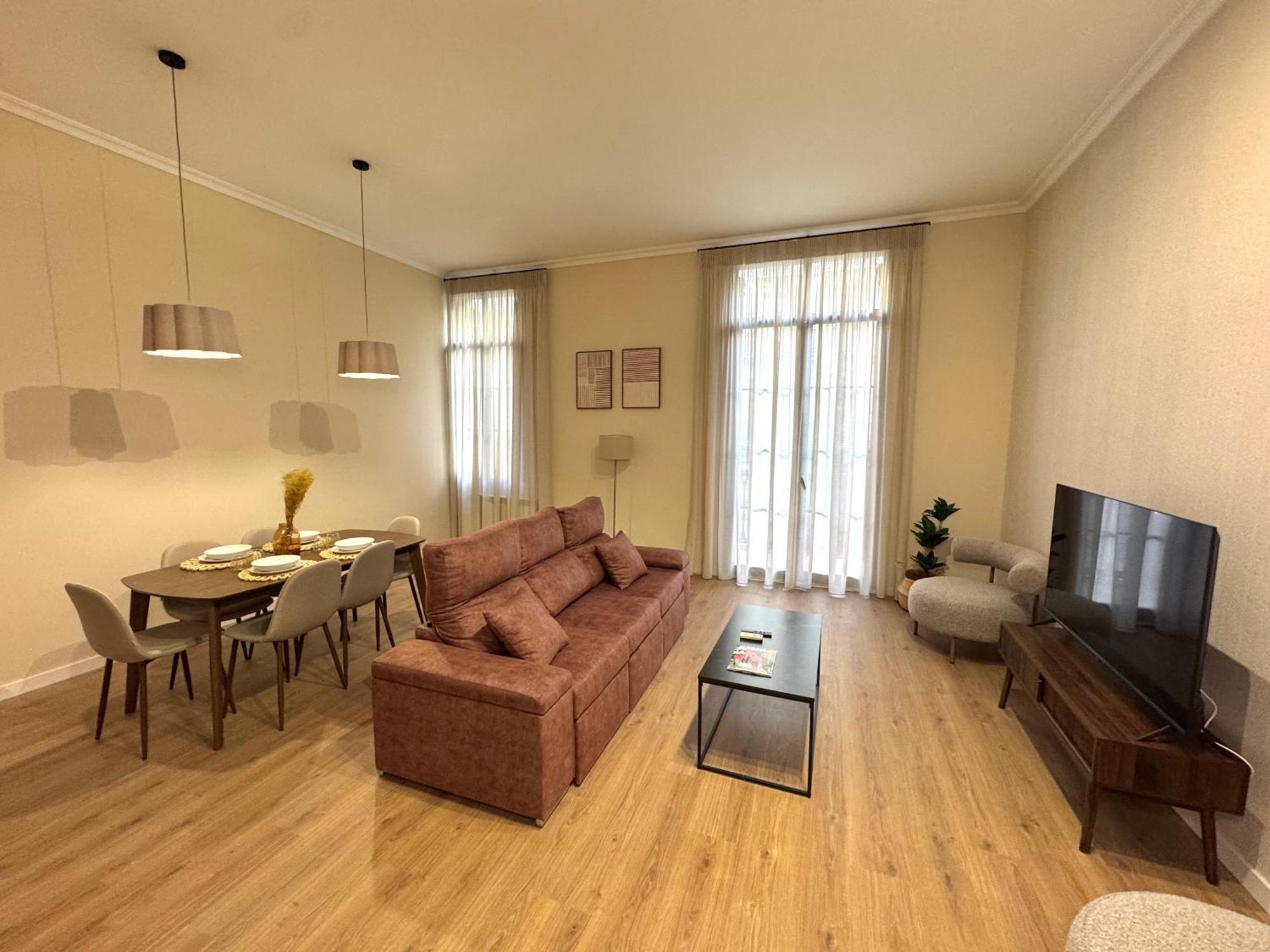 Anais Apartments By Gaiarooms บาร์เซโลนา ภายนอก รูปภาพ